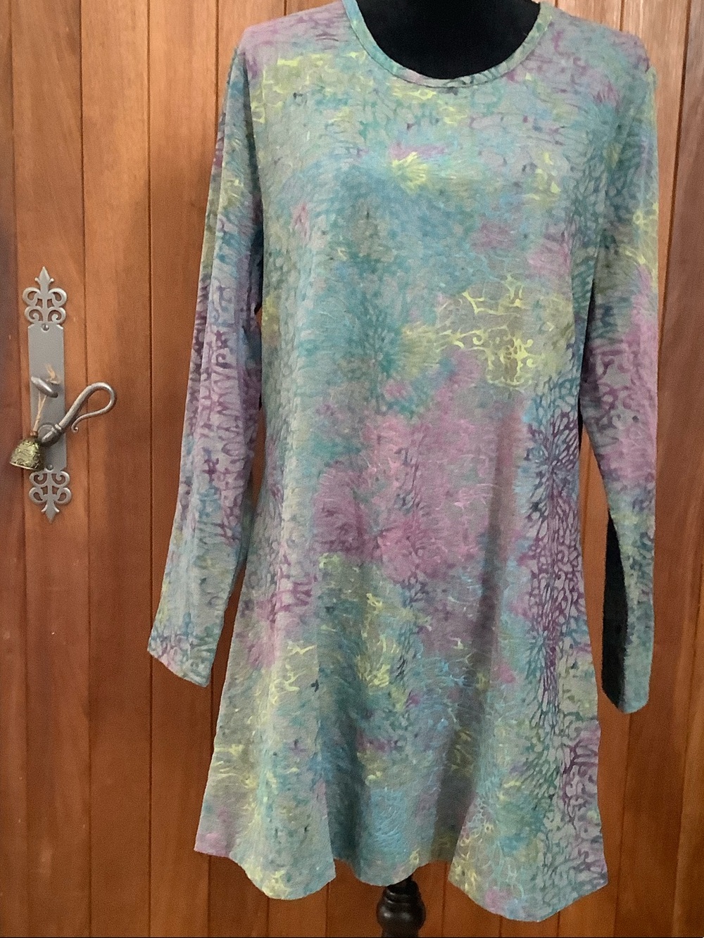 NorthStyle Tunic - Gray background with Multi-color pattern
